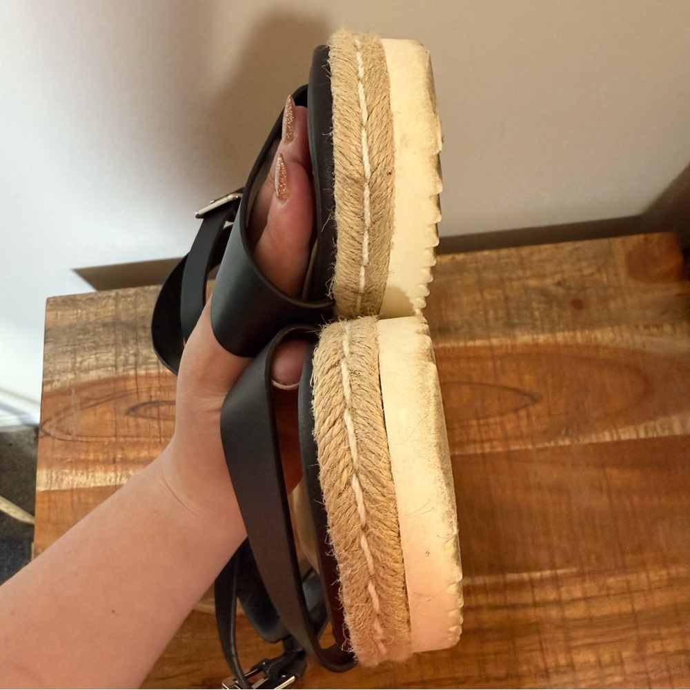 Black Women's Sandals, Size 10 - Picture 4 of 4